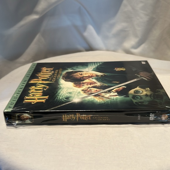 Harry Potter and the Chamber of Secrets (Full-Screen Edition) **Sealed - Picture 3 of 3